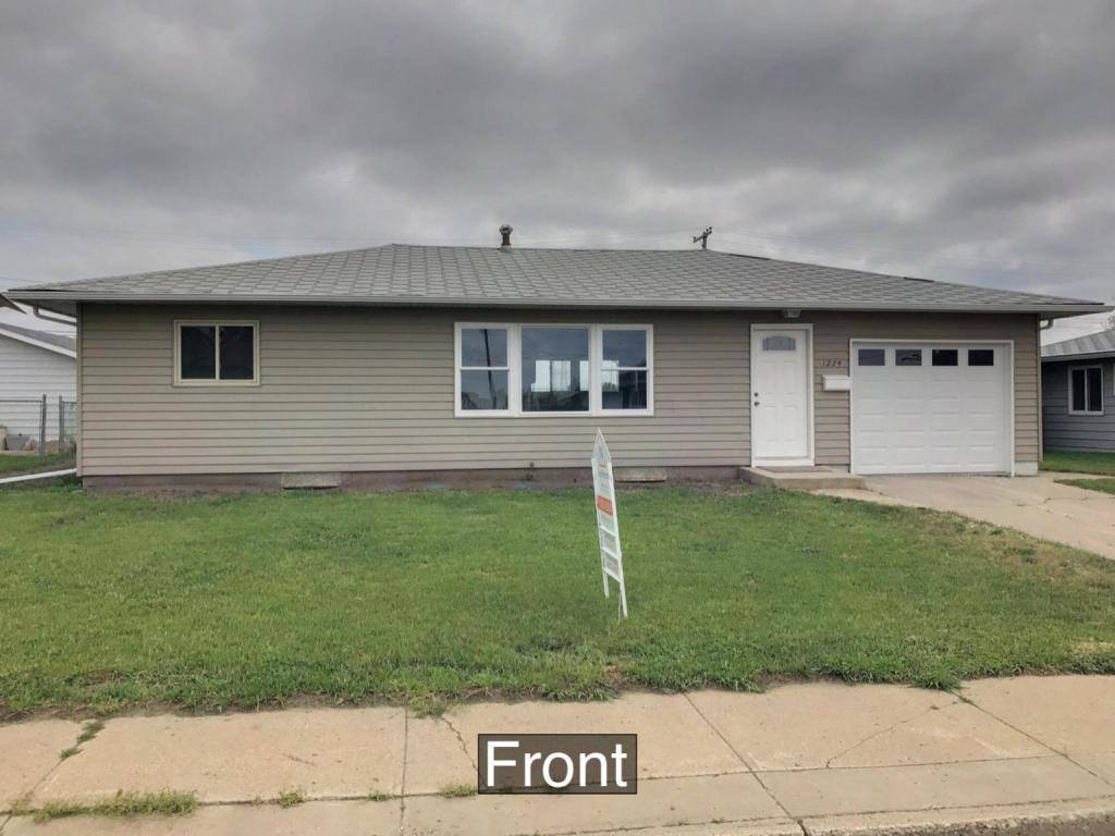 1224 13th Ave West, Williston, ND 58801