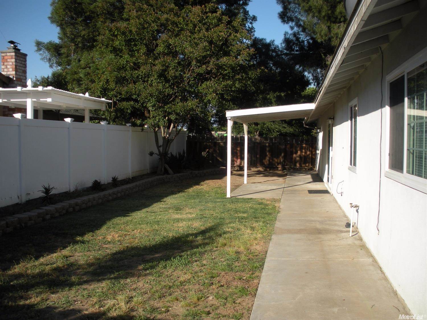 1021 West Union Avenue, Modesto, CA 95356