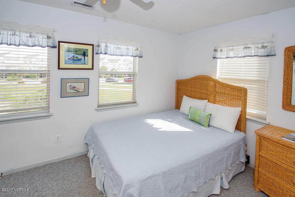 804 N Topsail Drive Unit G, Surf City, NC 28445