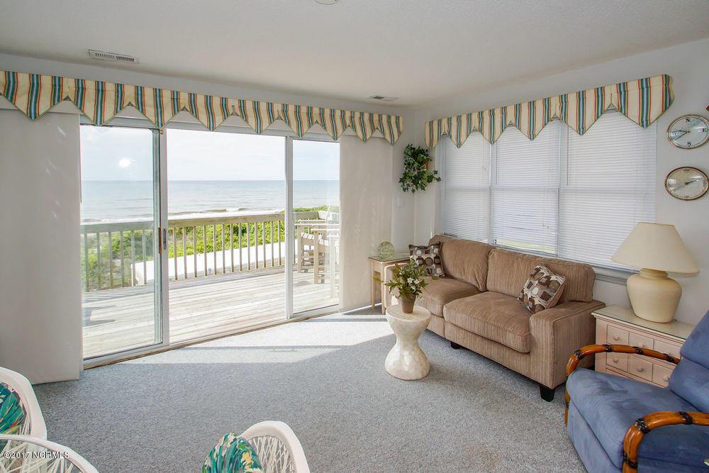 804 N Topsail Drive Unit G, Surf City, NC 28445