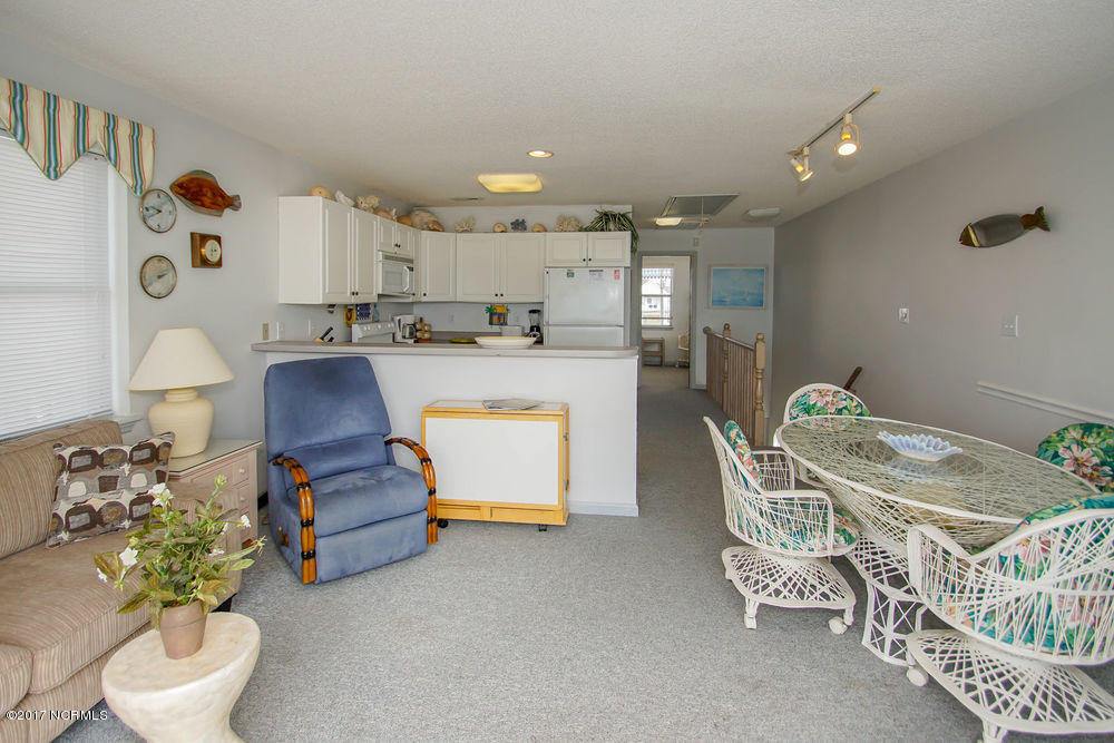 804 N Topsail Drive Unit G, Surf City, NC 28445