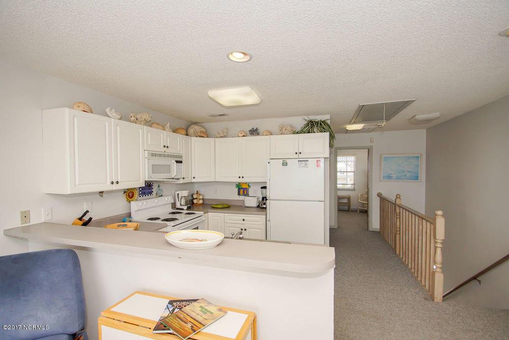 804 N Topsail Drive Unit G, Surf City, NC 28445