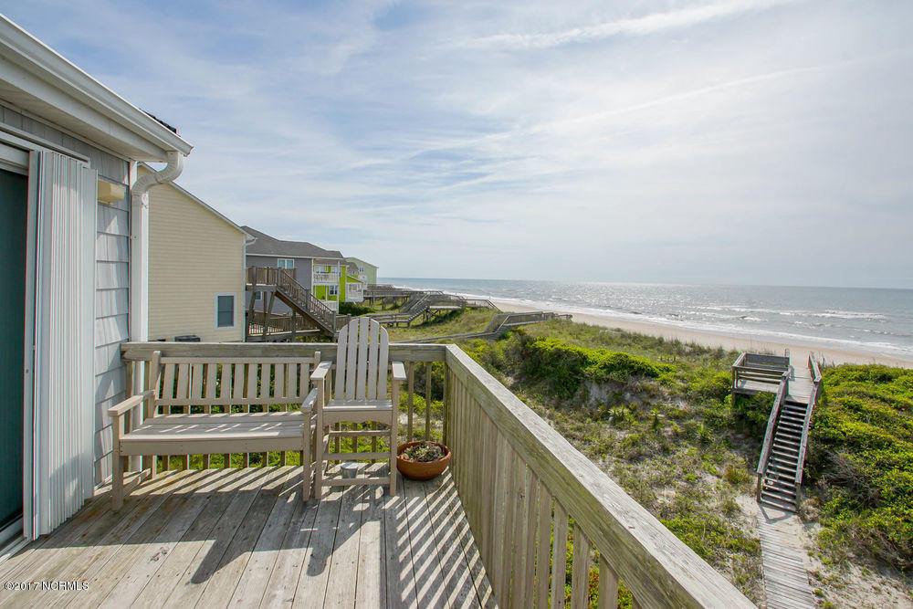 804 N Topsail Drive Unit G, Surf City, NC 28445