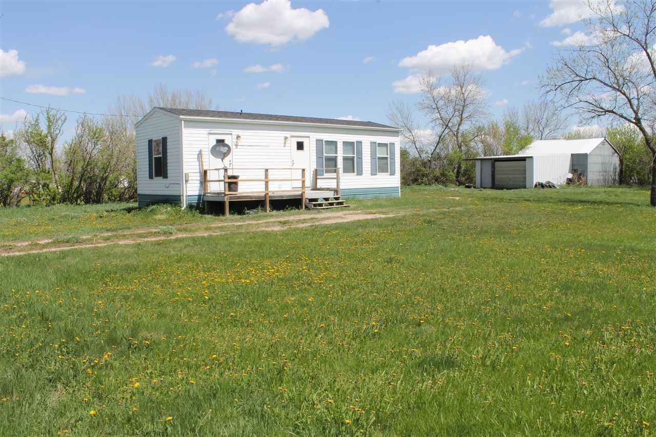 380 Corona St, Ryder, ND 58779