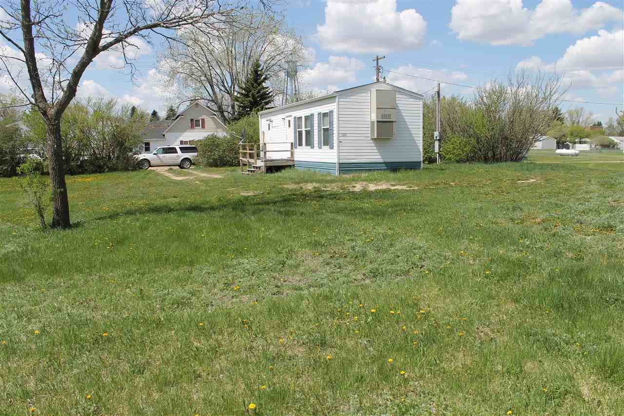 380 Corona St, Ryder, ND 58779