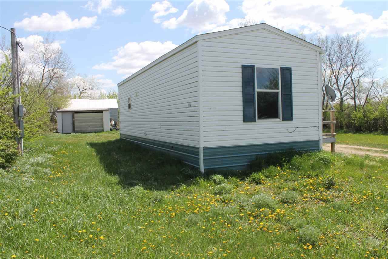 380 Corona St, Ryder, ND 58779