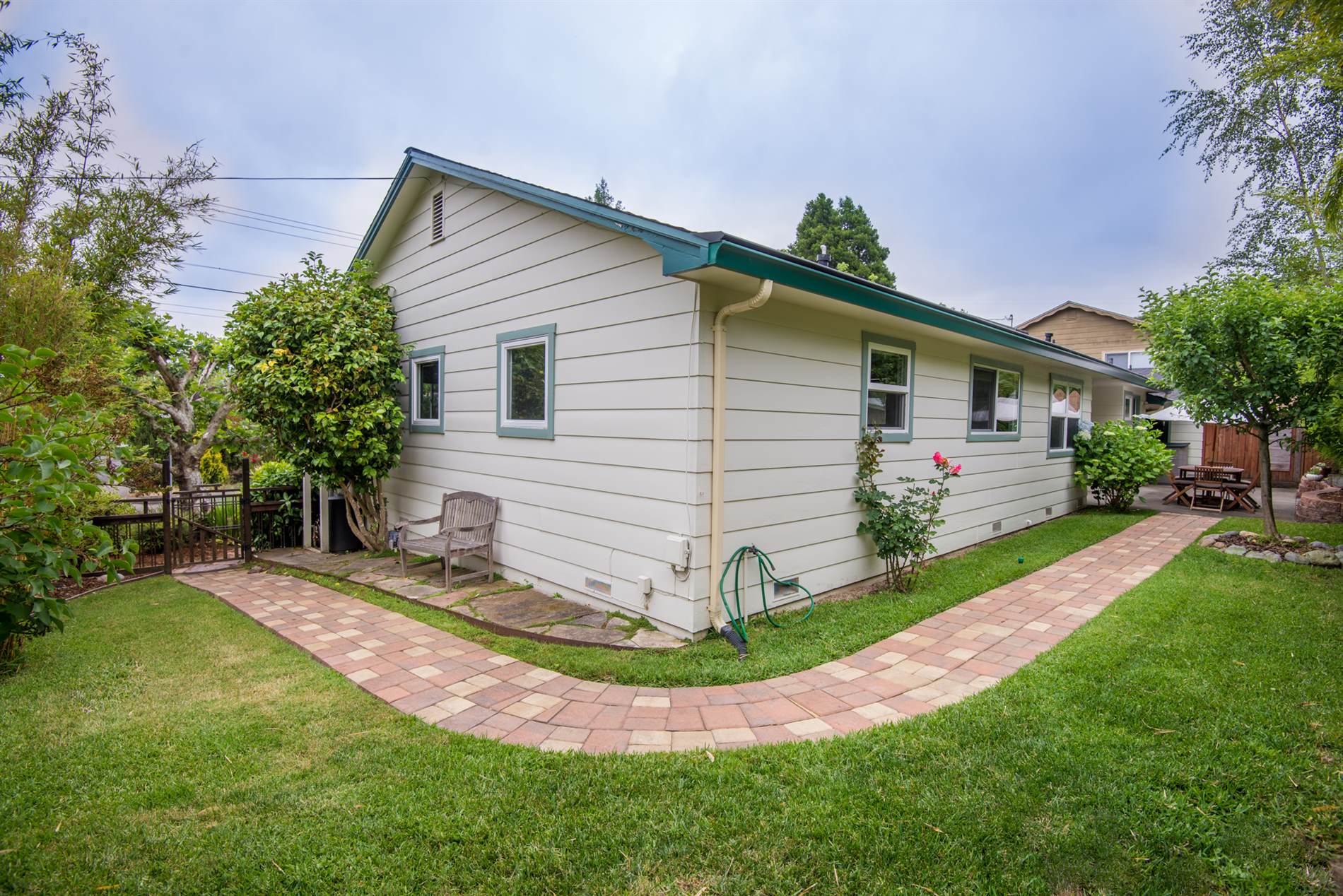 372 Orchard Street, Sebastopol, CA 95472