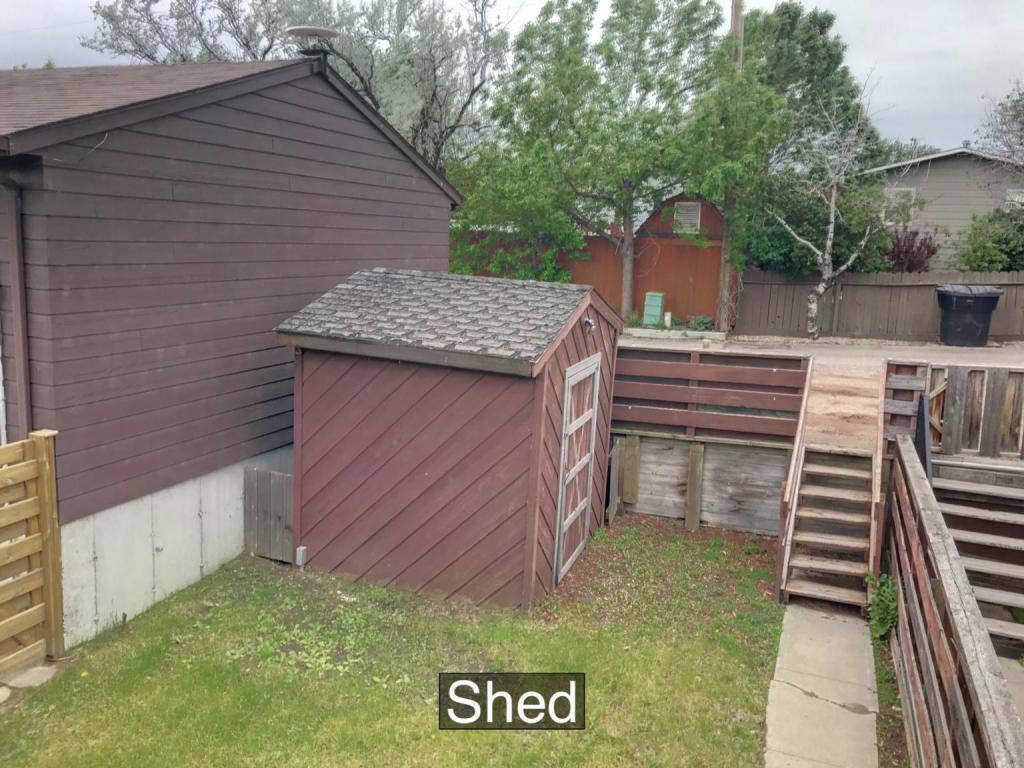 1819 10th Ave East, Williston, ND 58801