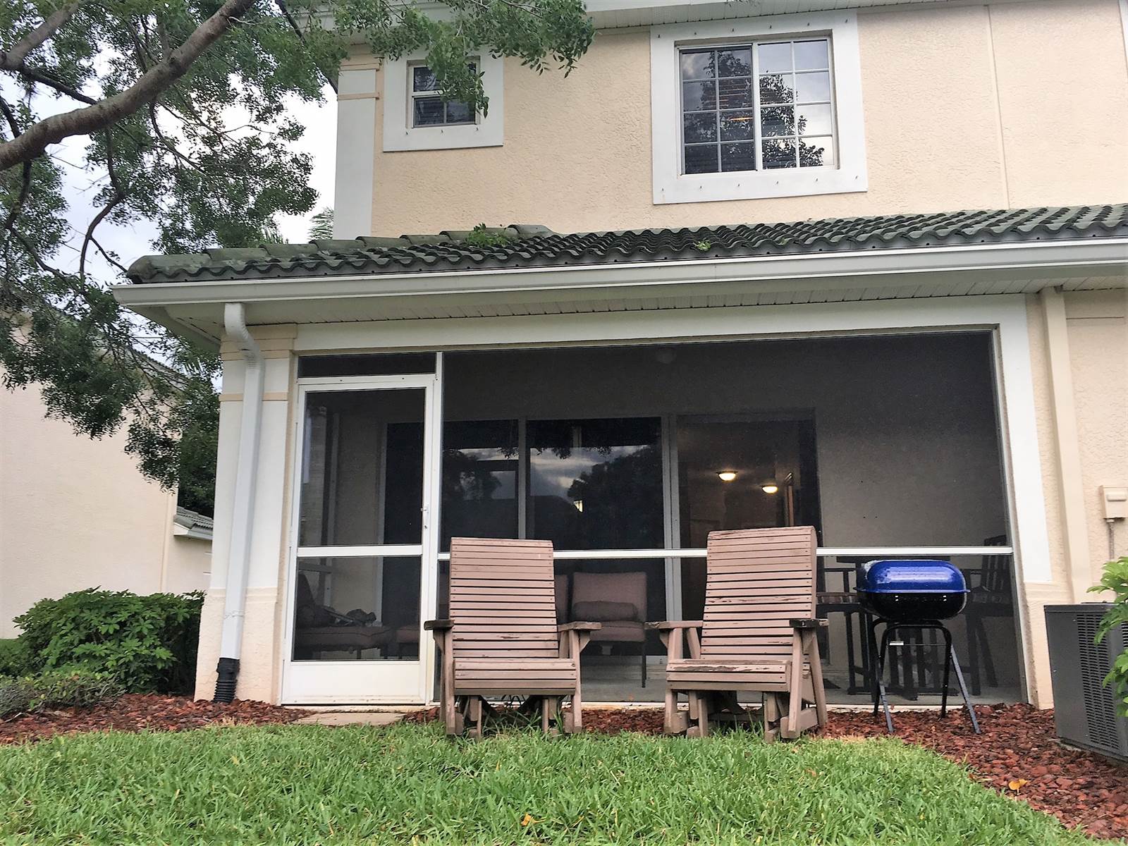 8246 Pacific Beach Dr, Fort Myers, FL 33966