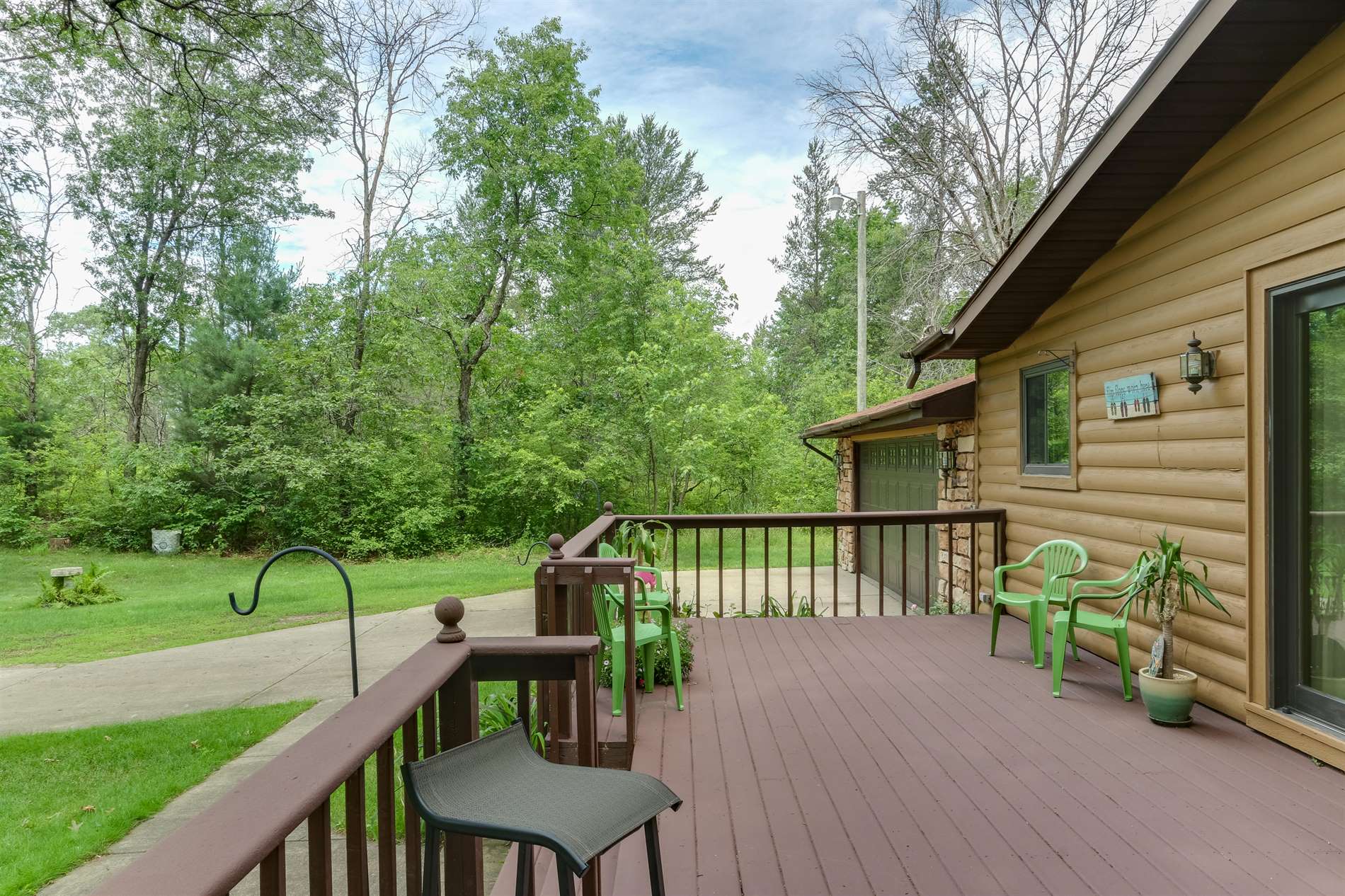 493 Tomahawk Trail, Nekoosa, WI 54457