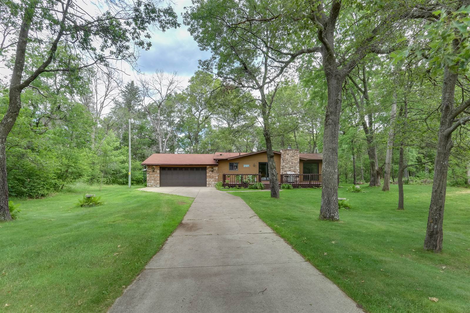 493 Tomahawk Trail, Nekoosa, WI 54457