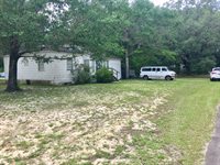 197 Seminole Avenue, Valparaiso, FL 32580