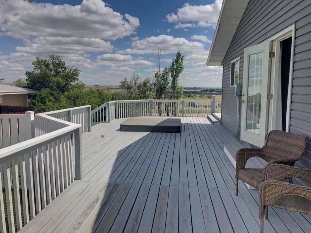 200 65th Street East, Williston, ND 58801