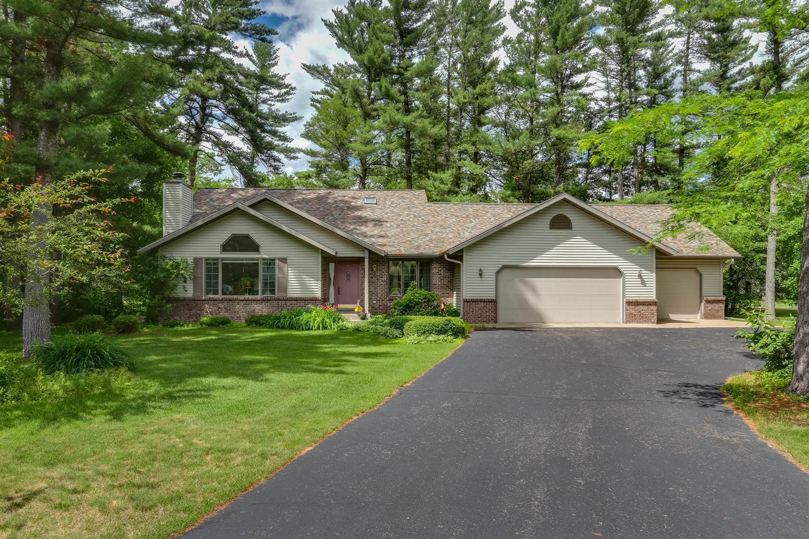 3411 Shady Forest Lane, Wisconsin Rapids, WI 54494