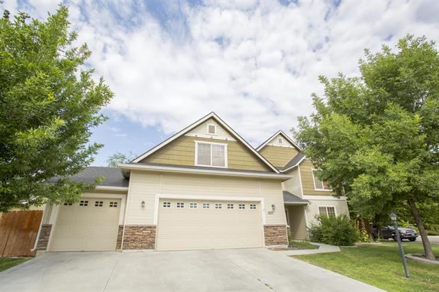 1077 N Portchester Ave, Meridian, ID 83642