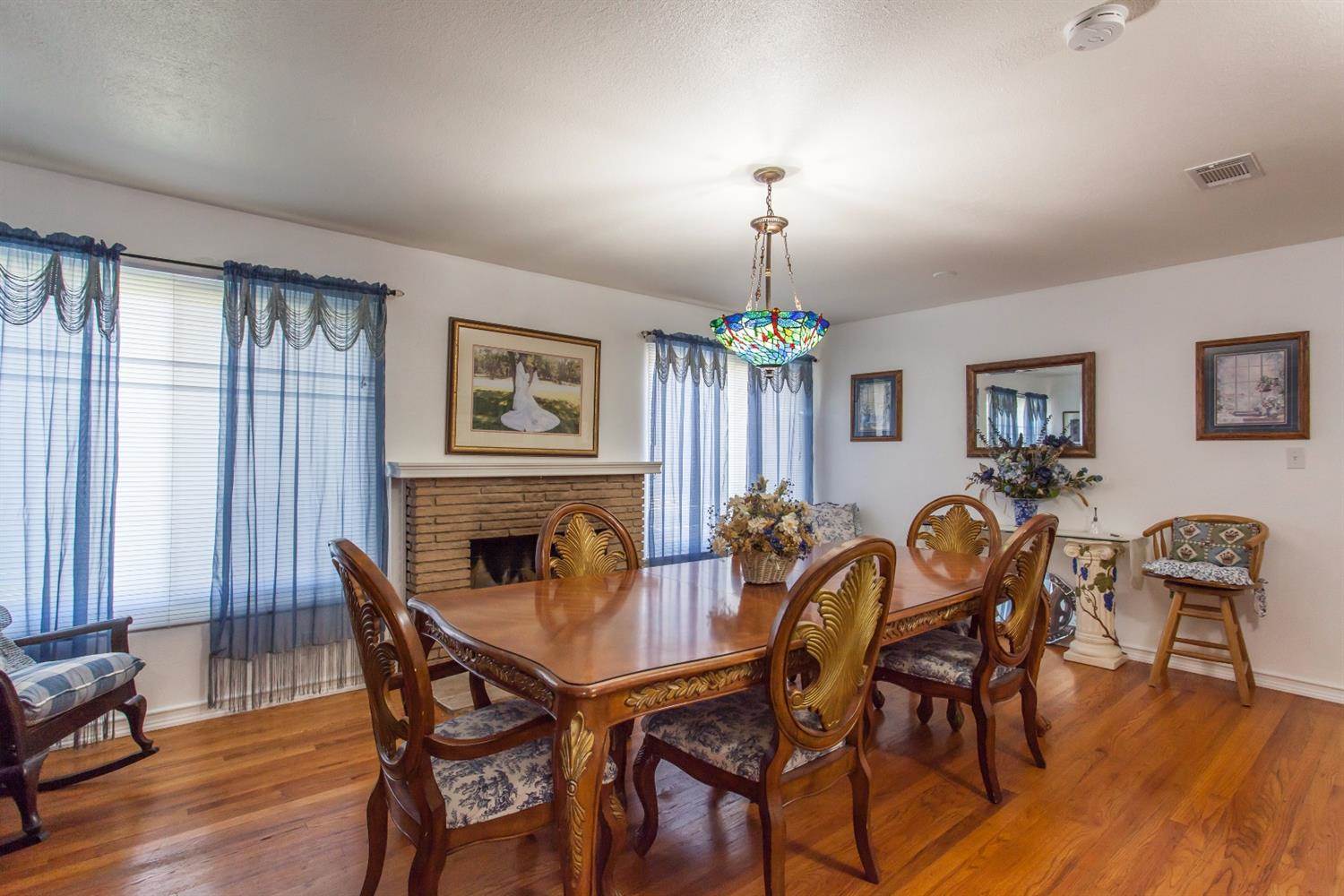 7637 N Pershing Avenue, Stockton, CA 95207