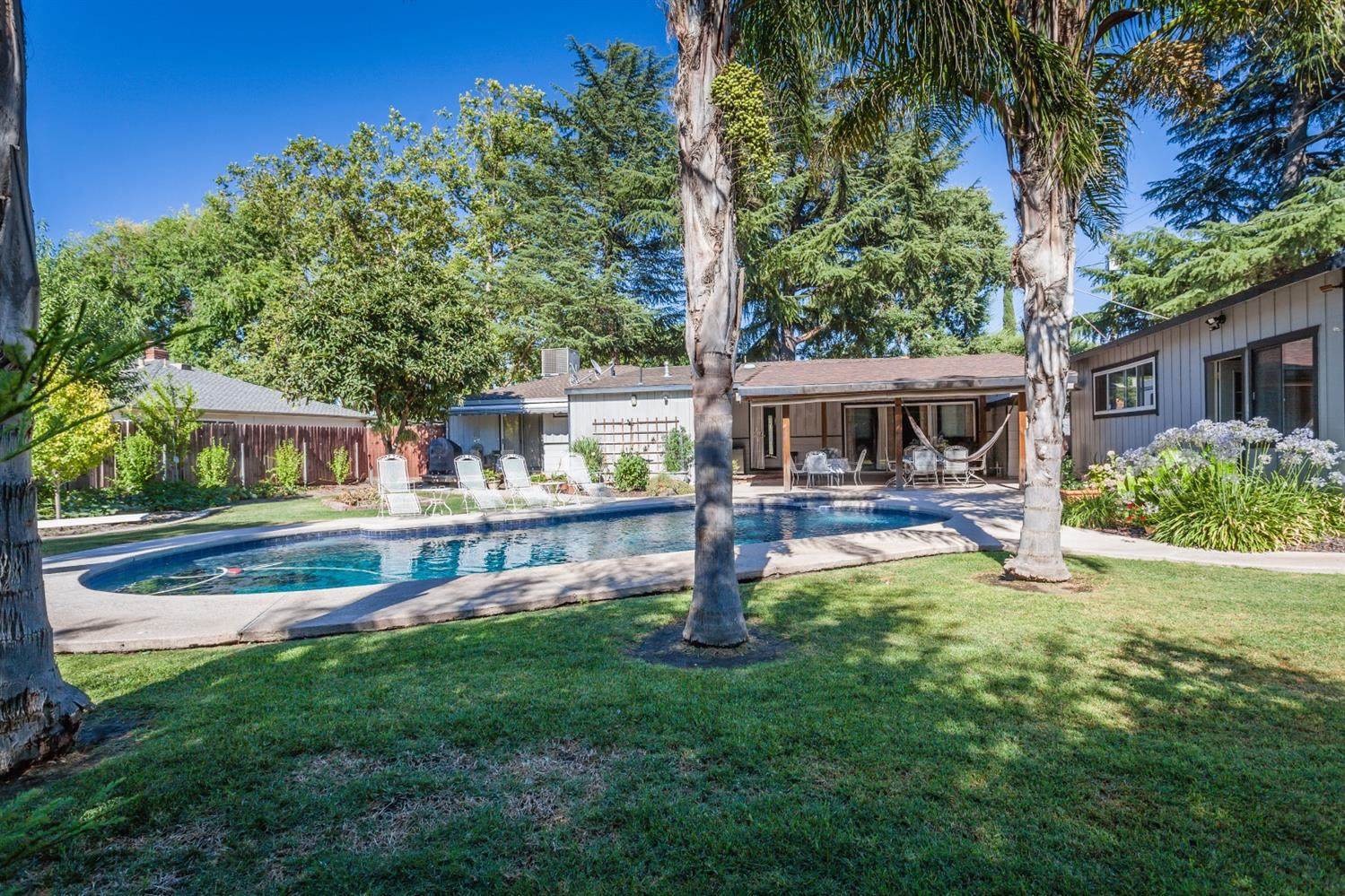 7637 N Pershing Avenue, Stockton, CA 95207