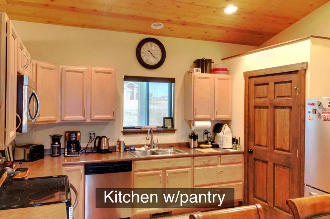 14068 Southview St, Williston, ND 58801