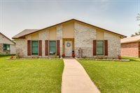 4901 Walker Drive, The Colony, TX 75056