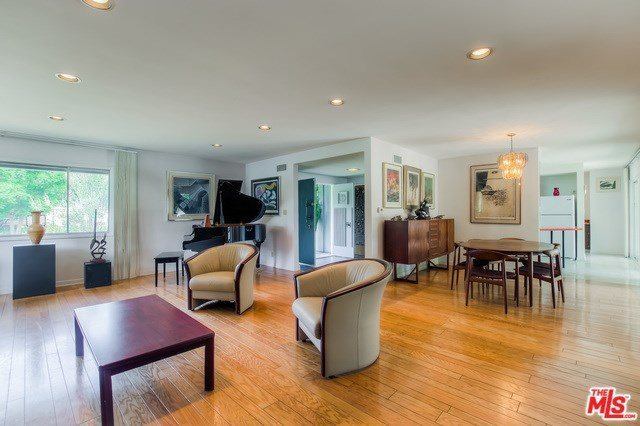 9840 Rathburn Avenue, Northridge, CA 91325