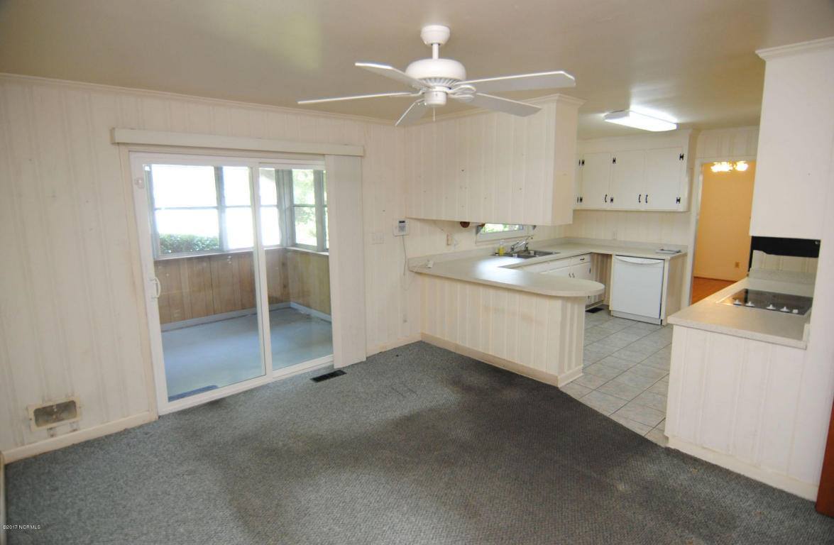 4028 Halifax Road, Wilmington, NC 28403