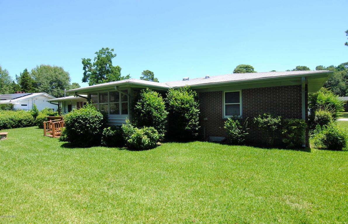 4028 Halifax Road, Wilmington, NC 28403