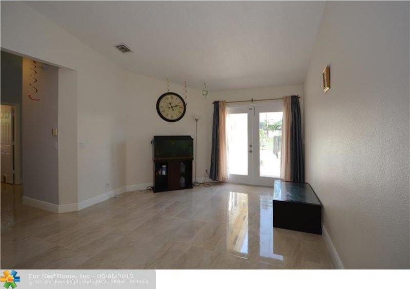 2001 NW 45th St, Oakland Park, FL 33309