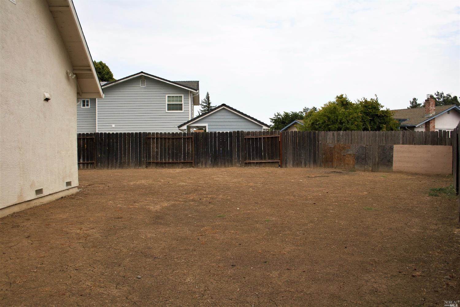 177 Clark Way, Vacaville, CA 95687