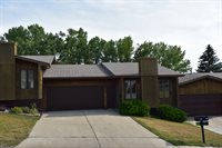 1217 Glacial Dr NW, Minot, ND 58703