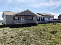 14010 Lakeview Dr, Williston, ND 58801