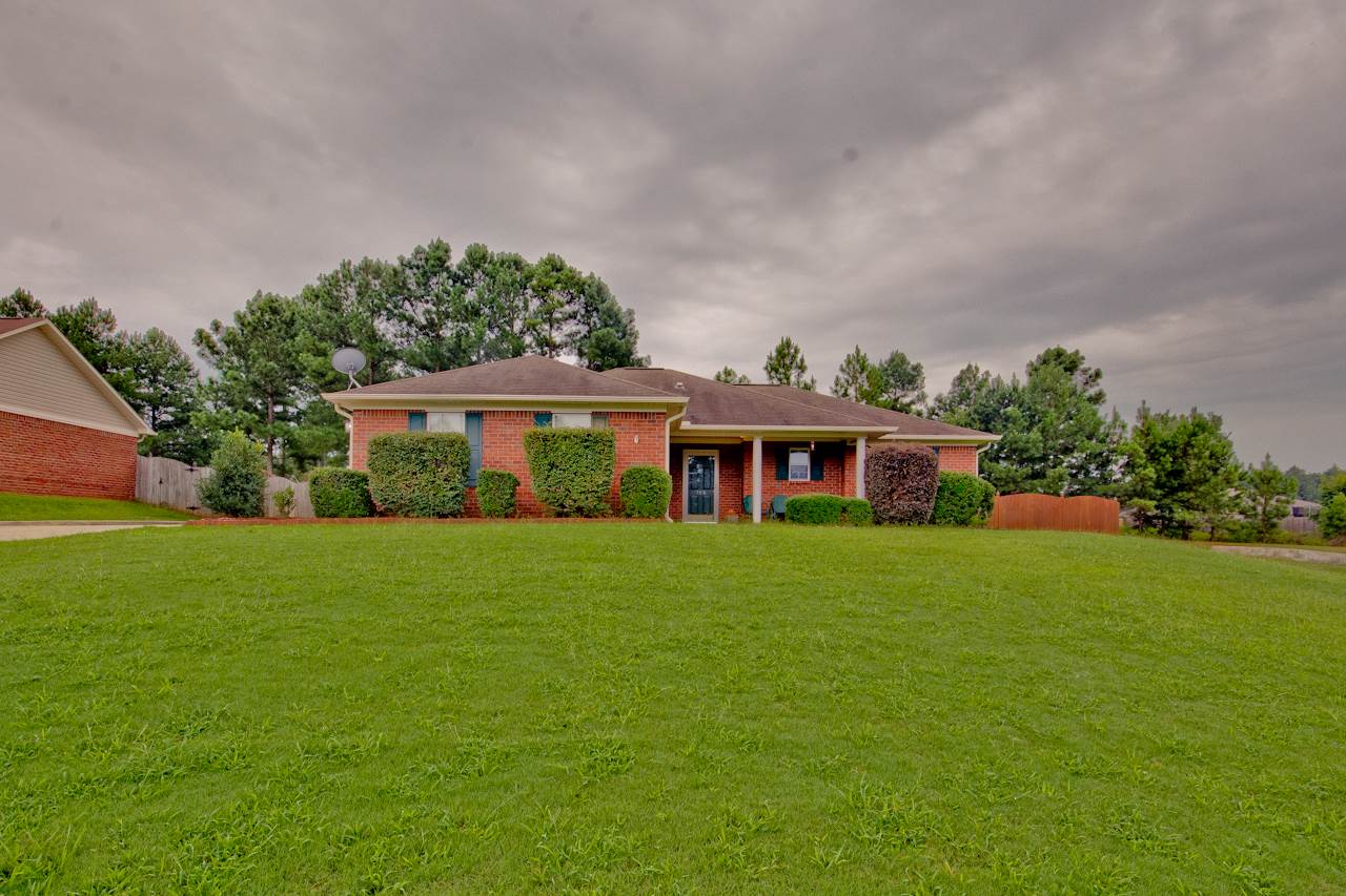 106 Zelkova Court, Harvest, AL 35749