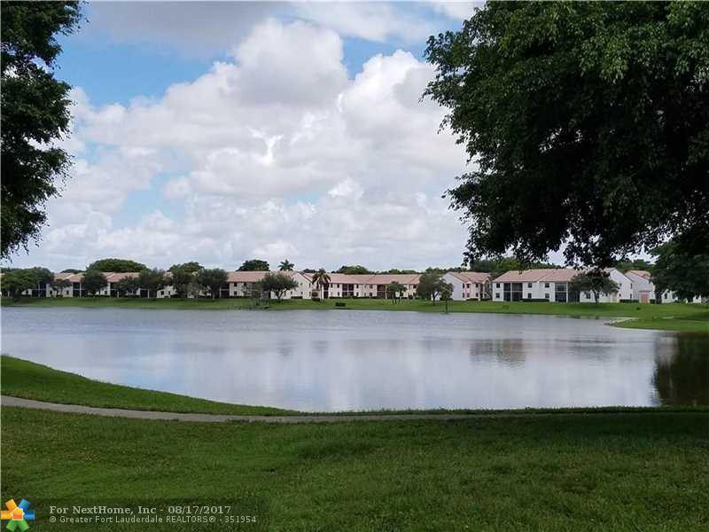 2800 Palmwood Ter, #P-221, Boca Raton, FL 33431