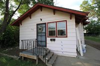 704 NW 11th Ave, Minot, ND 58703
