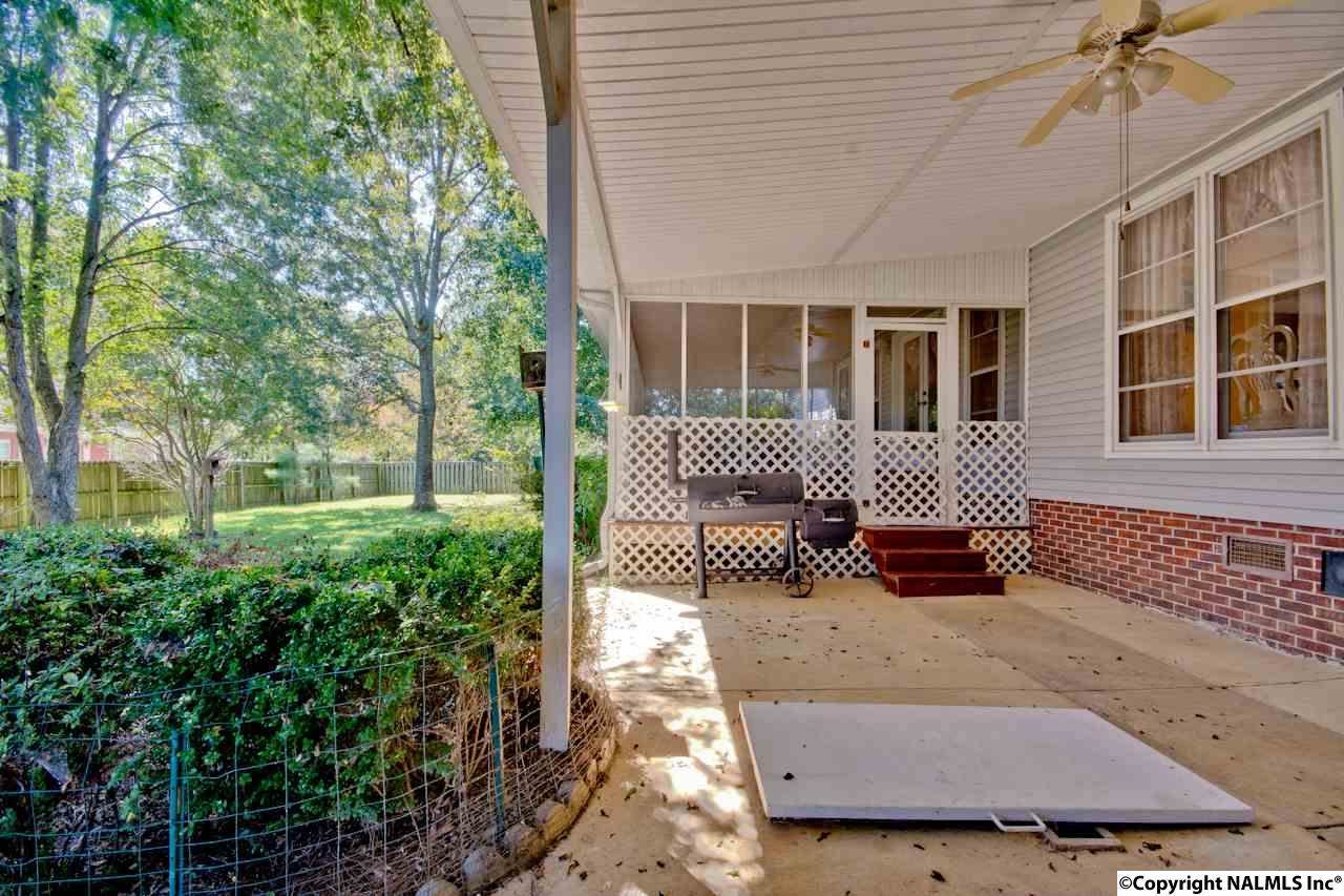 27300 Capshaw Road, Athens, AL 35613