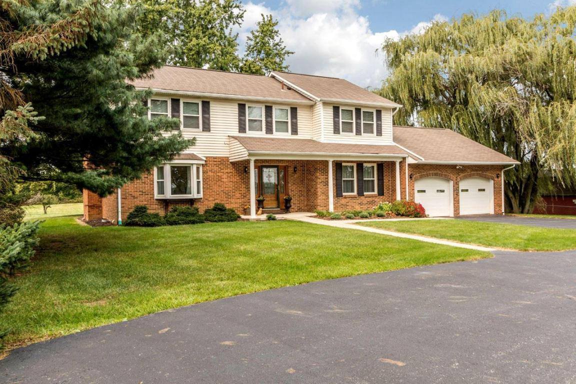 3662 Hazelton Etna Road SW, Pataskala, OH 43062