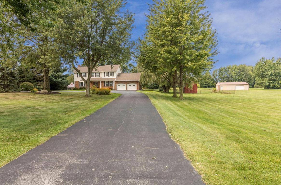 3662 Hazelton Etna Road SW, Pataskala, OH 43062