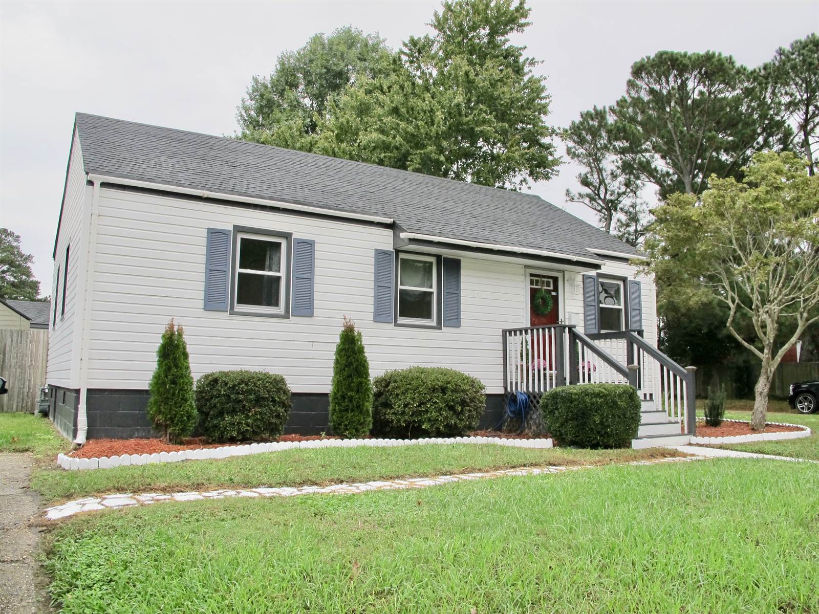 1115 Kay Avenue, Chesapeake 23324, VA 23324