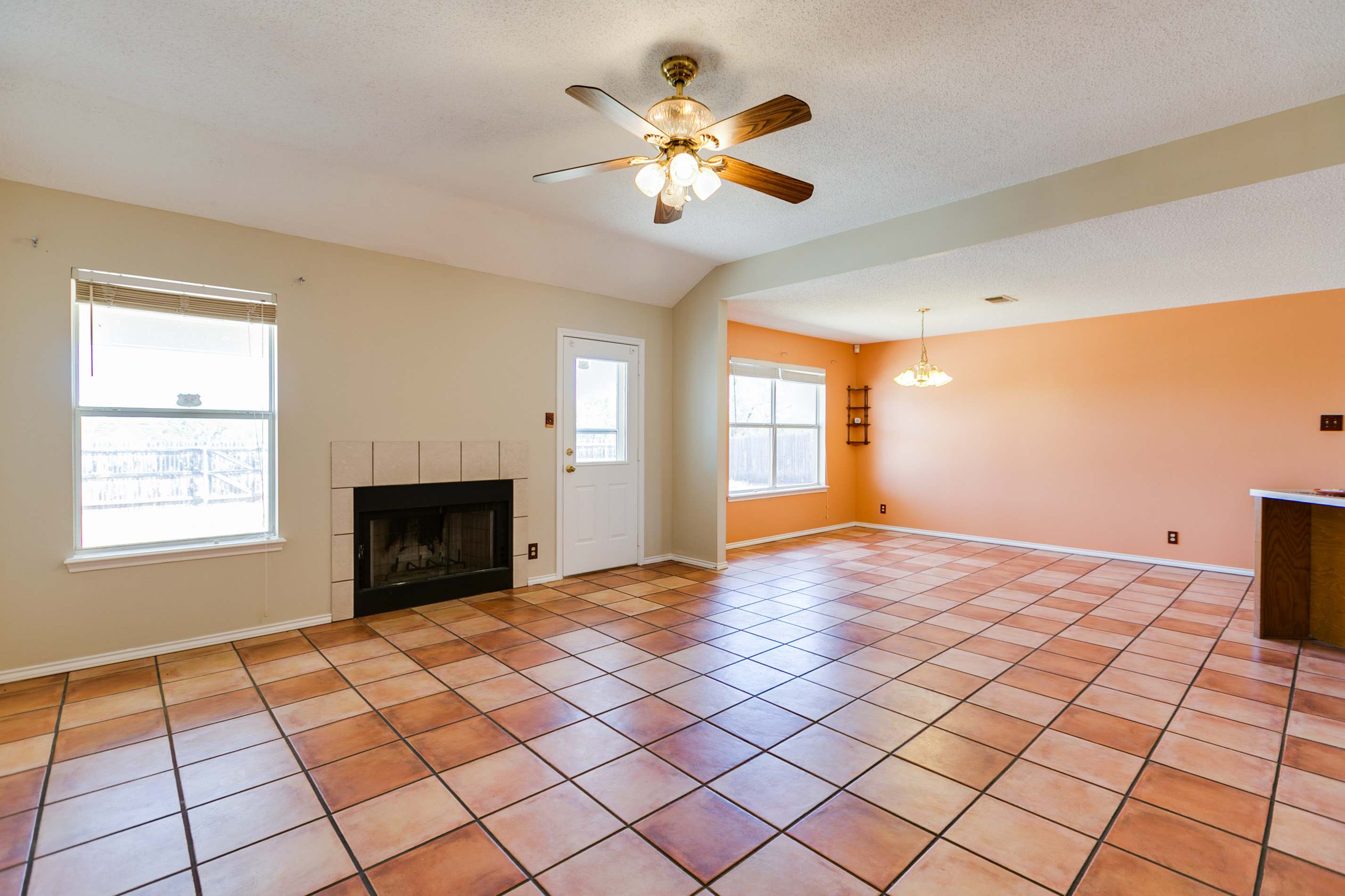 1018 Amberton Pkwy, San Angelo, TX 76901