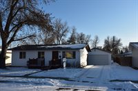 1929 W Central Ave, Minot, ND 58701
