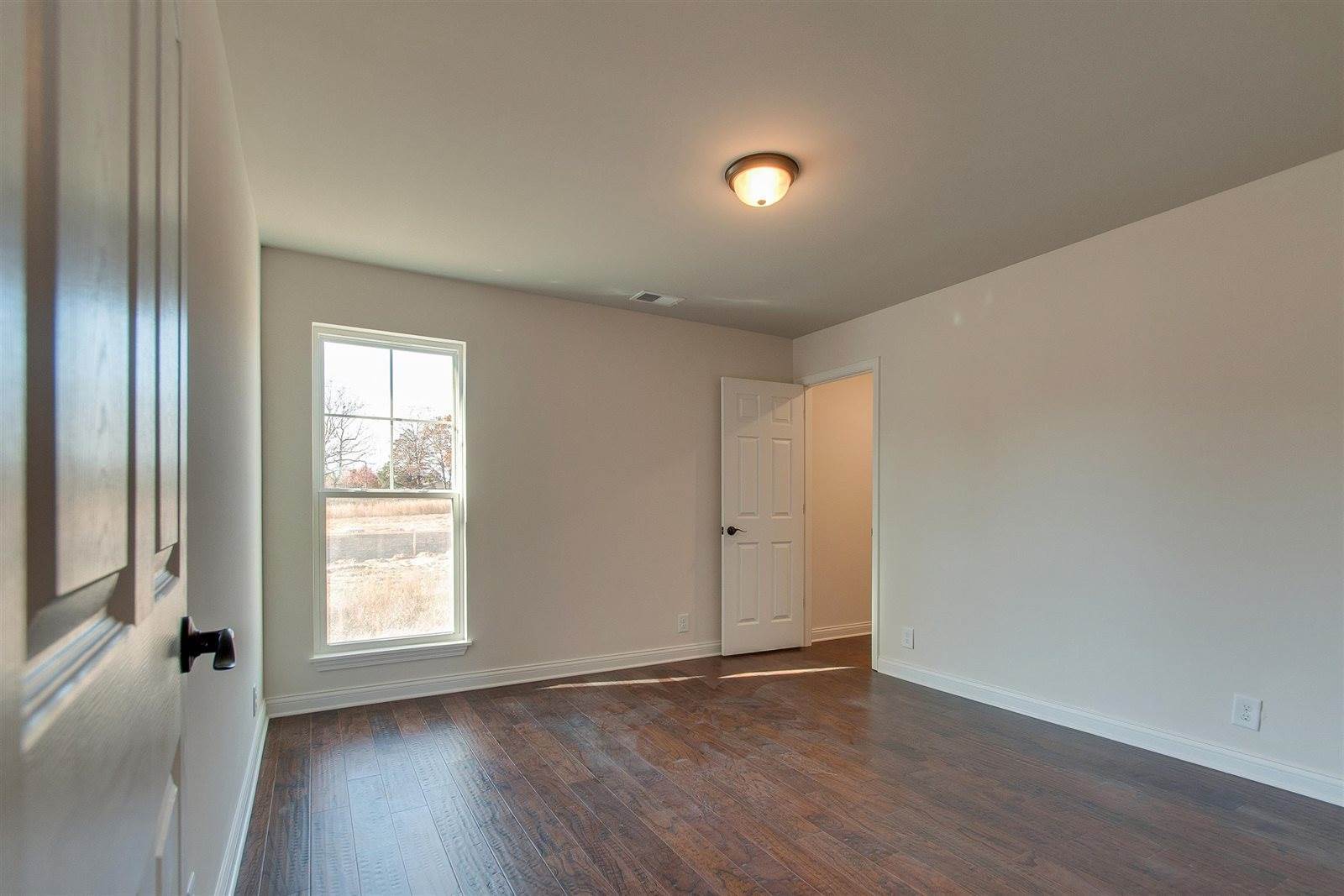 104 Wagners Way, White Bluff, TN 37187