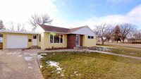 407 18th Ave SW, Minot, ND 58701