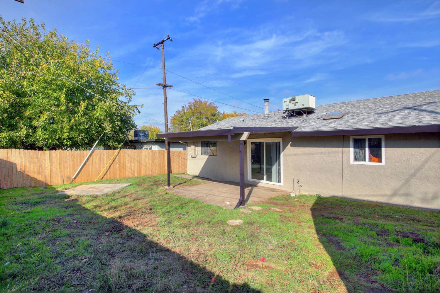 5645 Canary Drive, North Highlands, CA 95660