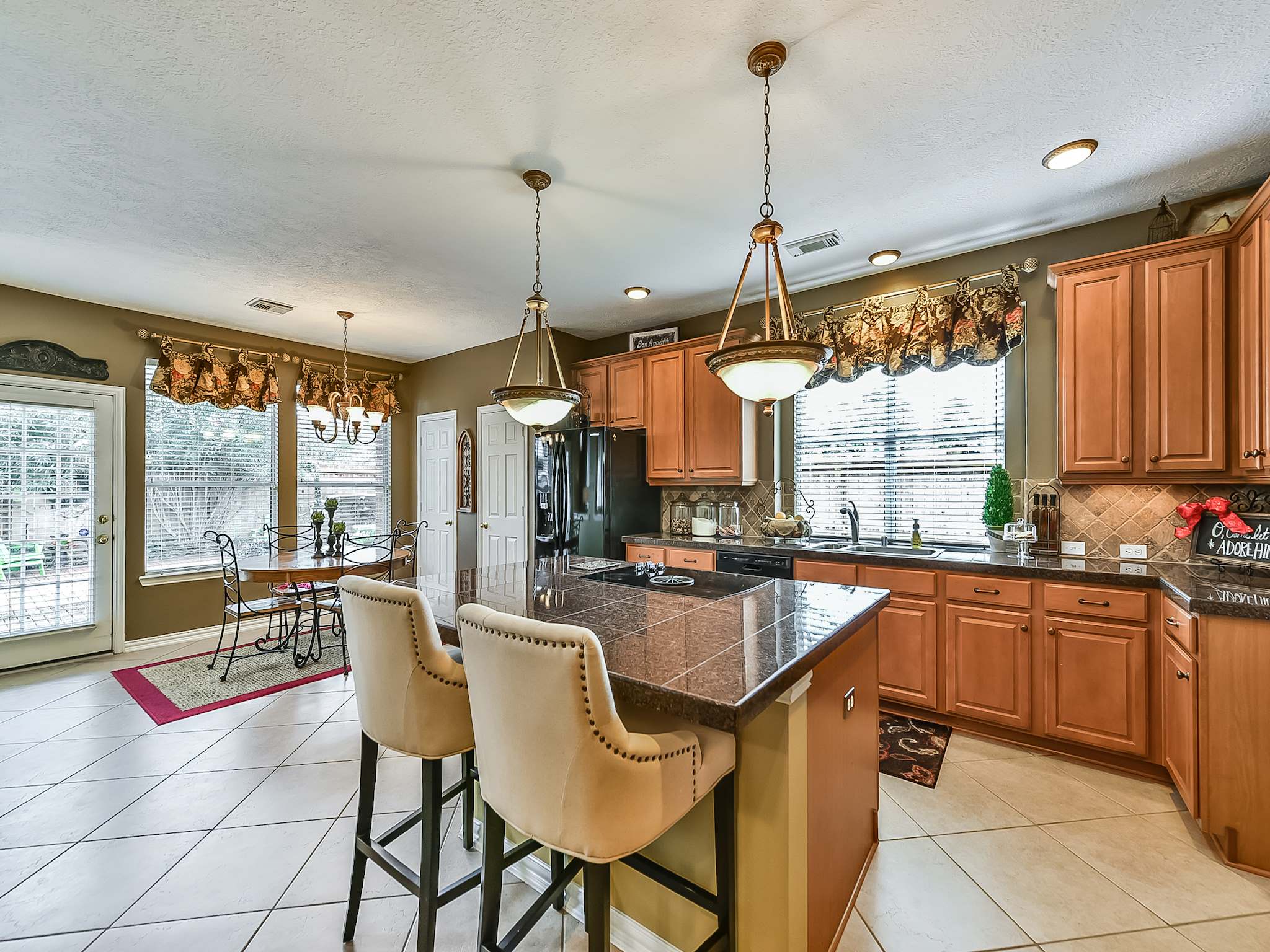 17302 Sunset Arbor Drive, Tomball, TX 77377