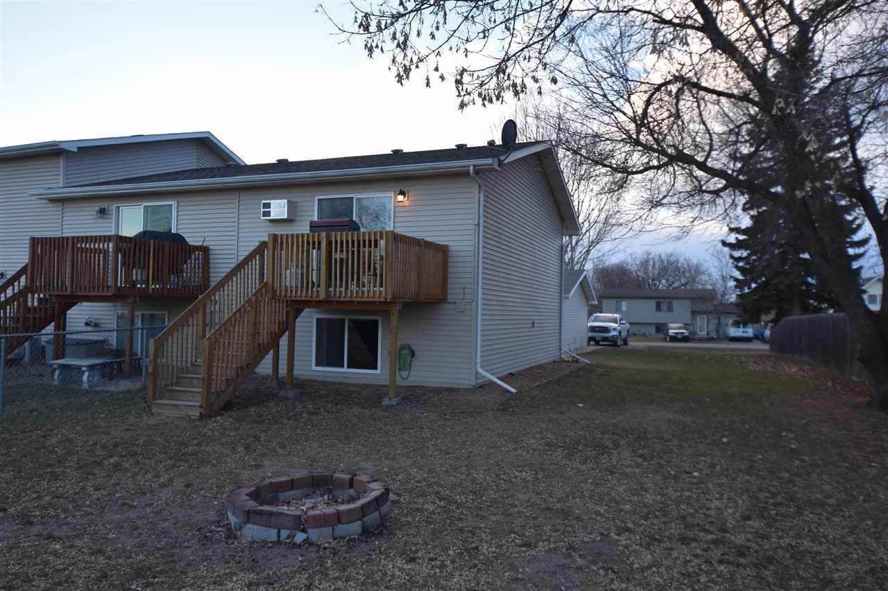 115 2nd AV NE, Surrey, ND 58785