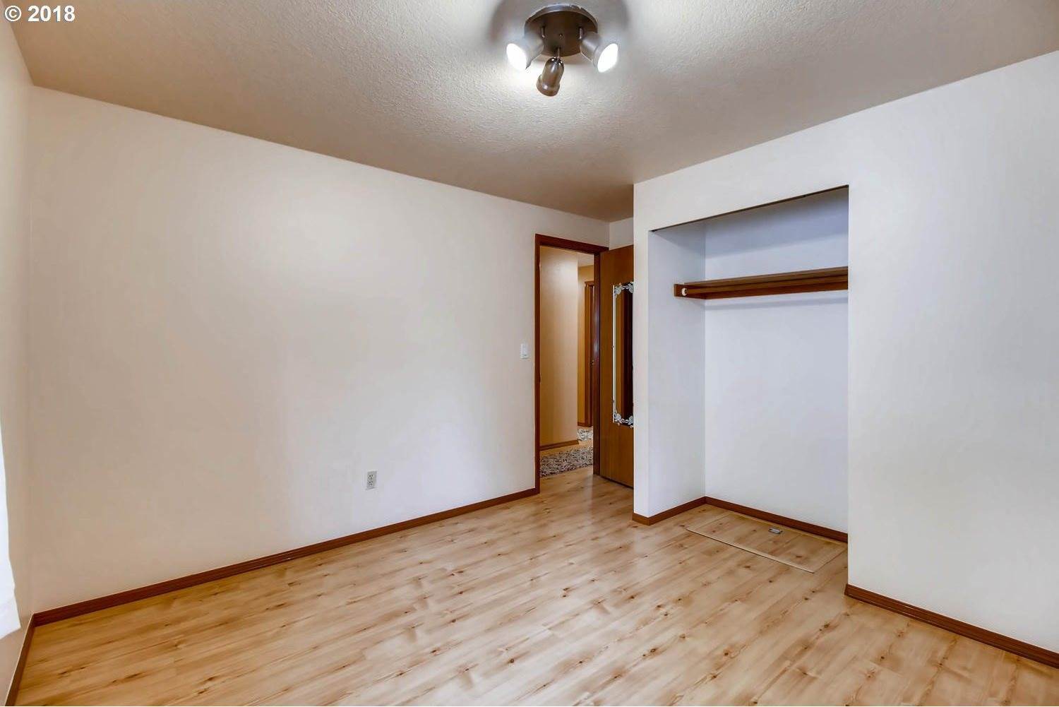 4055 SE Russell St, Hillsboro, OR 97123