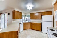4055 SE Russell St, Hillsboro, OR 97123