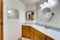 4055 SE Russell St, Hillsboro, OR 97123