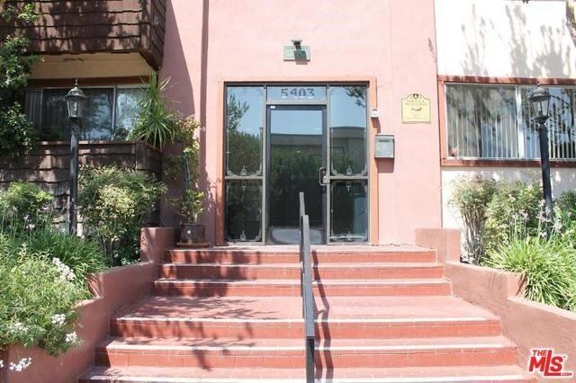 5403 Newcastle Avenue, Encino, CA 91316