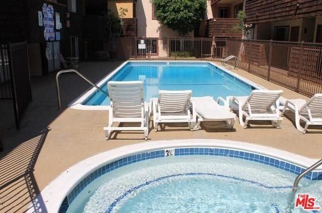 5403 Newcastle Avenue, Encino, CA 91316