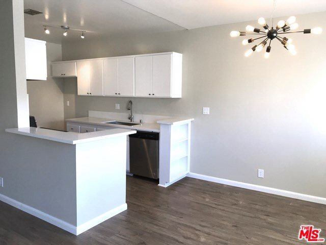 5403 Newcastle Avenue, Encino, CA 91316